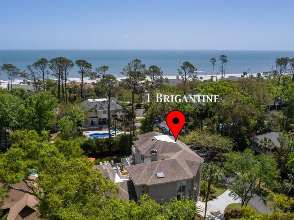 Property building, Bird's eye view