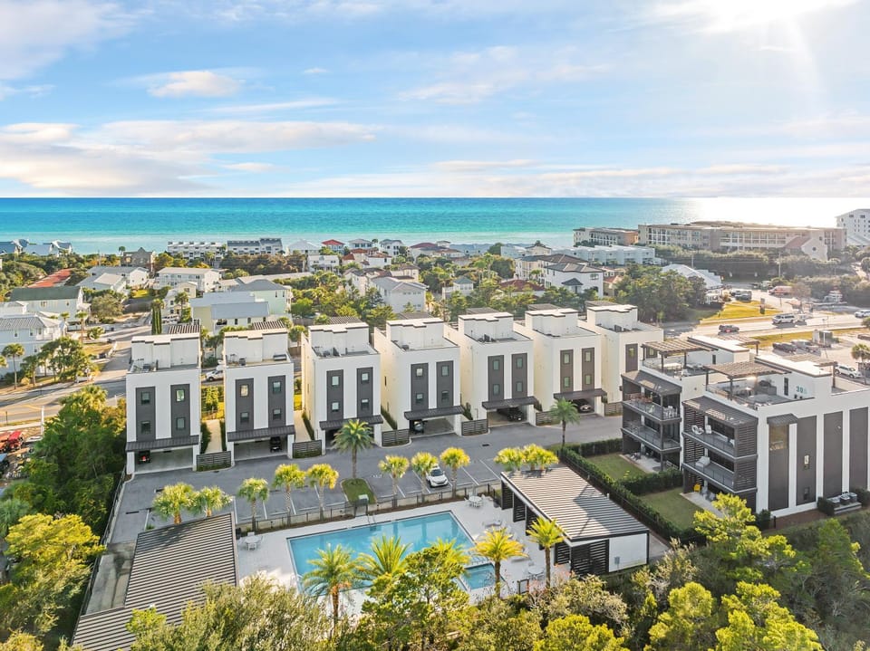 Crest One by Travel Life Vacations House in South Walton County