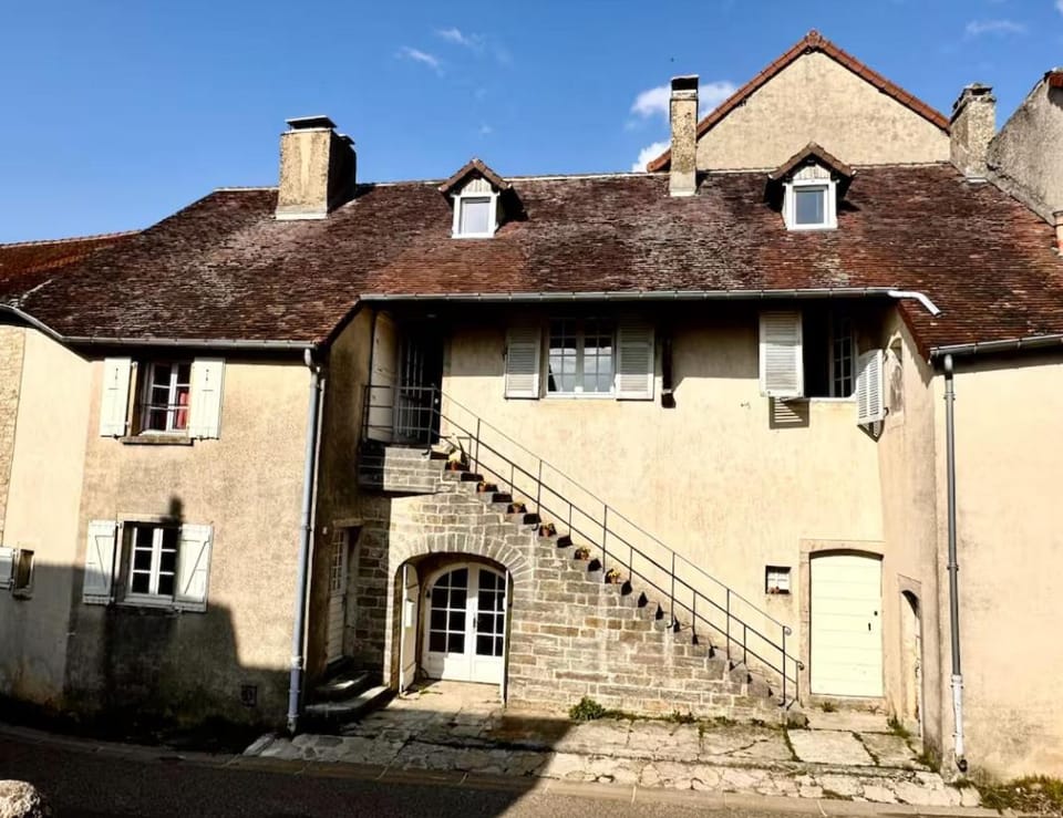 Chambre 2 personnes Maison Saint Jean Bed and Breakfast in Jura
