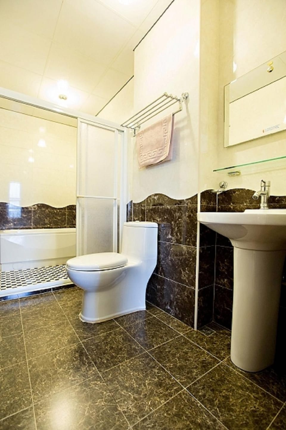 Shower, Toilet, Bathroom, Decorative detail, On site