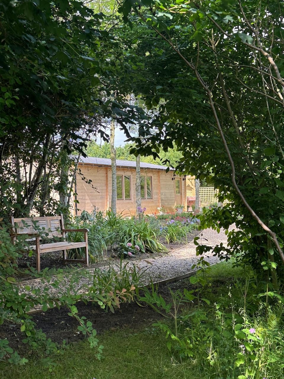 Woodlands Luxury Lake Log Cabin - Vetiver Villa Cabin in Newark and Sherwood District