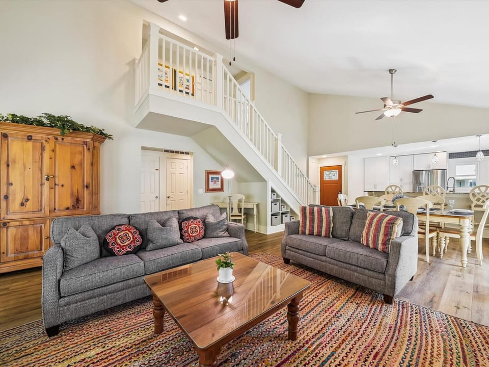 11 Beachside Drive. House in Hilton Head Island