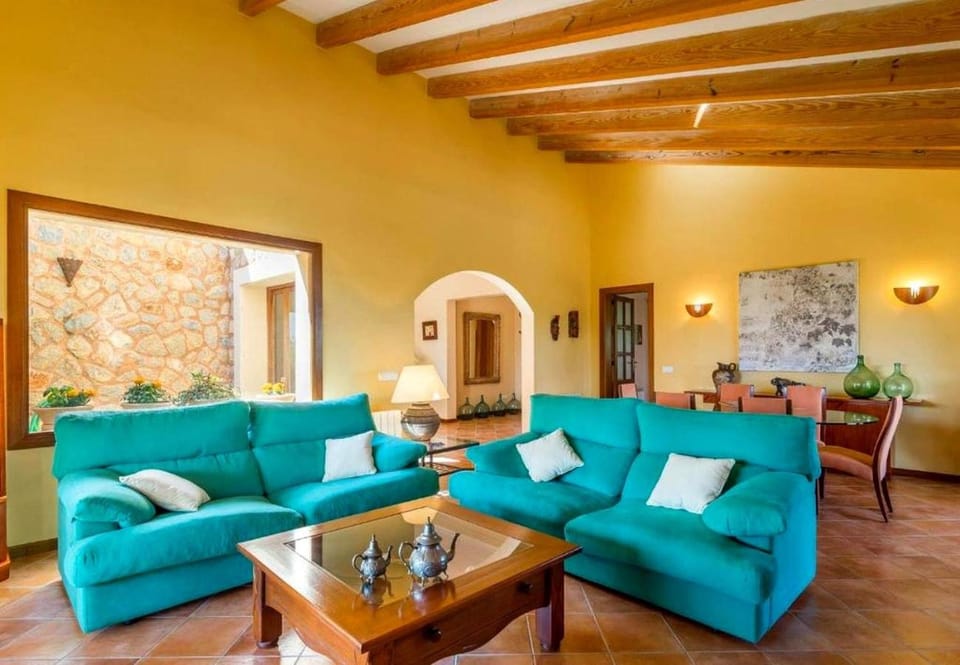 Ses Veles by Rentallorca Country House in Pla de Mallorca