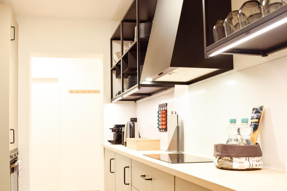 Coffee/tea facilities, Kitchen or kitchenette