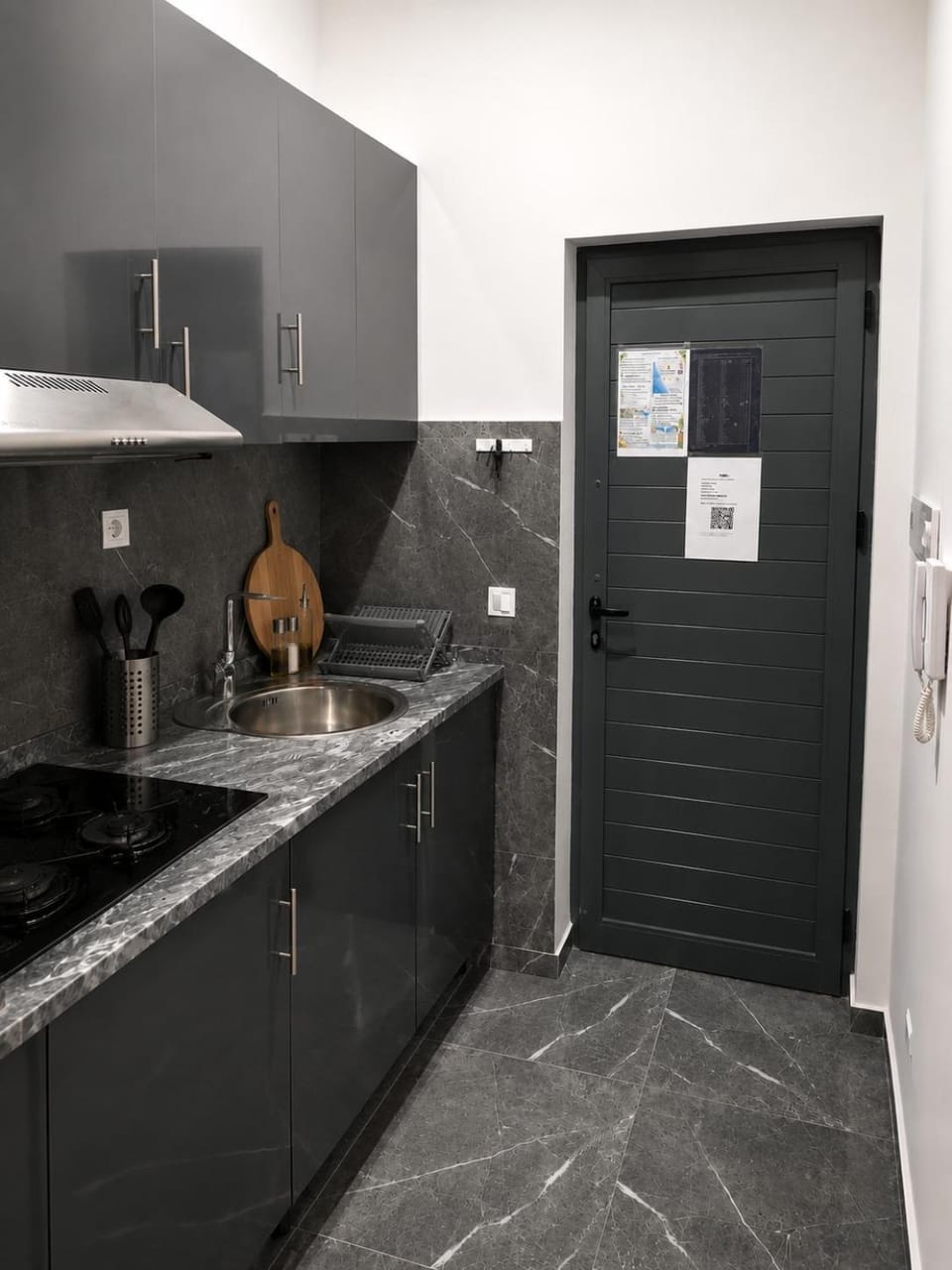 Kitchen or kitchenette, kitchen