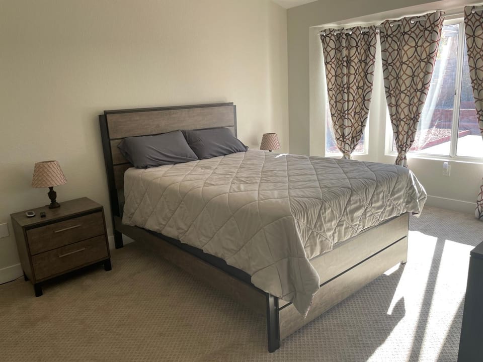 Sun City Summerlin - WHOLE HOME - 3 Bedrooms House in Summerlin