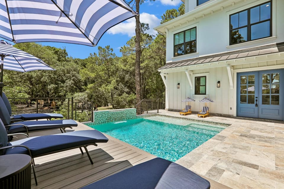 13 Bradley Circle. House in Hilton Head Island