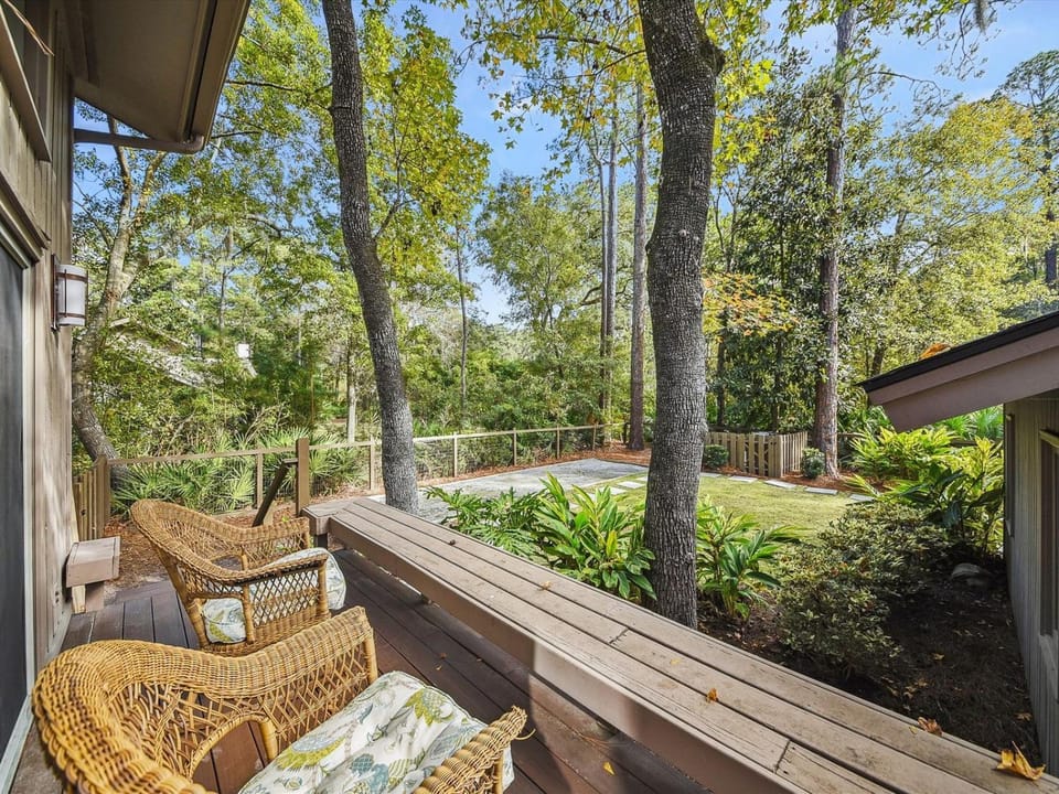 13 Governors Road. House in Hilton Head Island