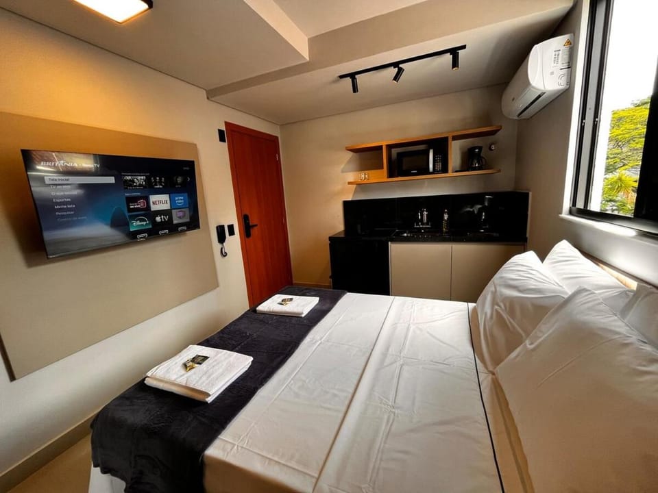 BH Suites - C05-304 - New Studio, South Zone-Cruzeiro e Serra Apartment in Belo Horizonte