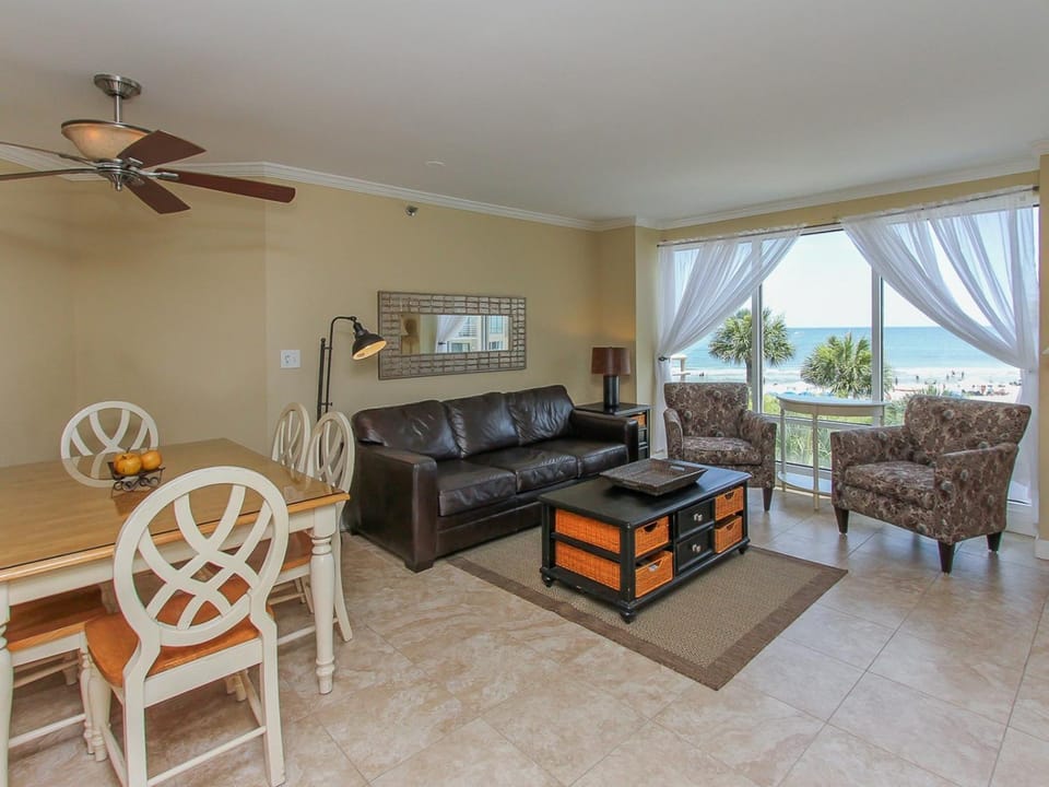 1301 Villamare. House in Hilton Head Island