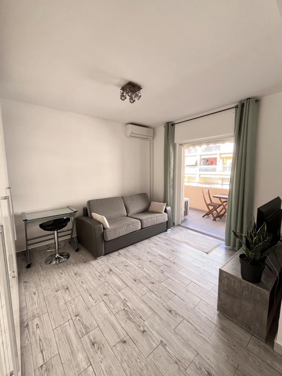 Studio in the center of Menton Apartment in Menton