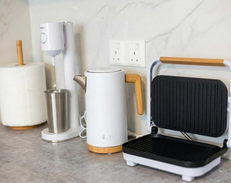 Coffee/tea facilities, Kitchen or kitchenette, toaster