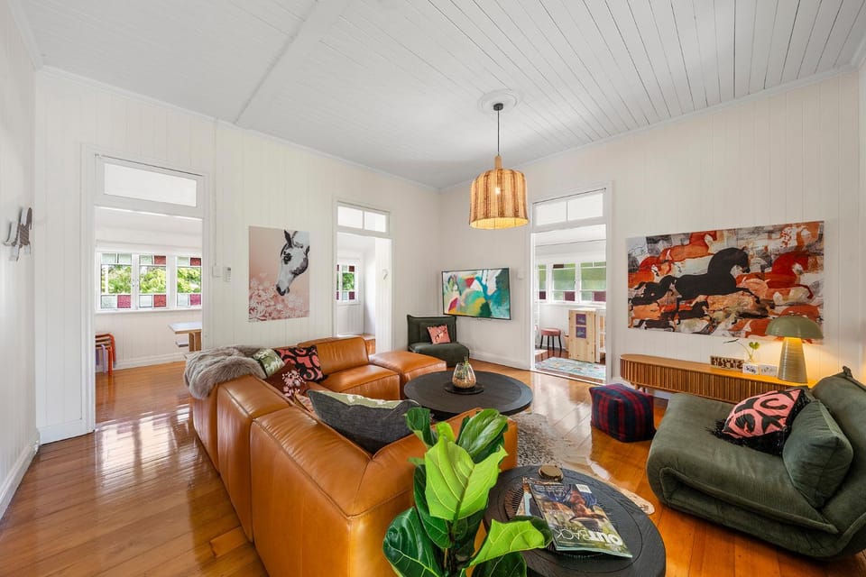 Living room, Evening entertainment, Evening entertainment, Entertainment, Entertainment