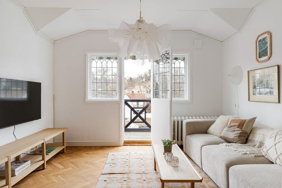 Stylish, Modern Apt with great location on Lidingö Apartment in Stockholm