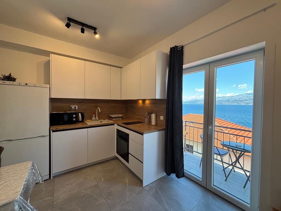 Apartman Bugenvila Postira Brač Apartment in Split-Dalmatia County