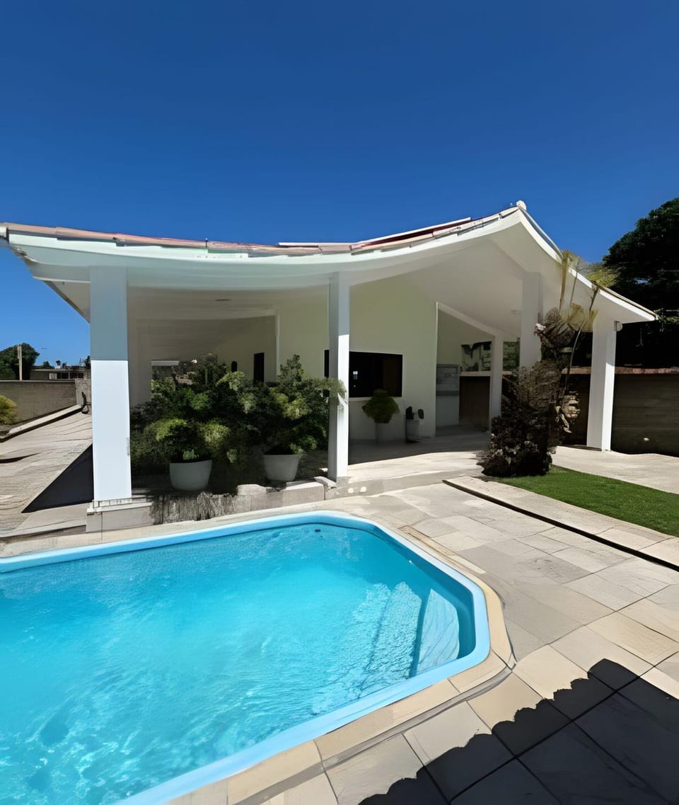 Casa em Enseada dos Corais com 04 quartos Villa in Cabo de Santo Agostinho