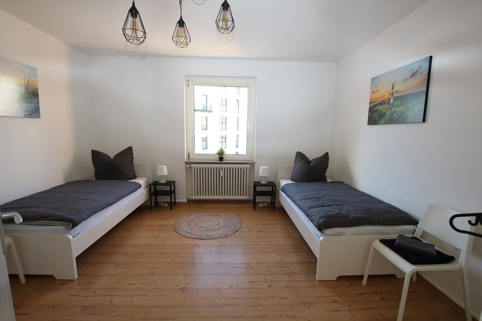 Bed, Bedroom, heating