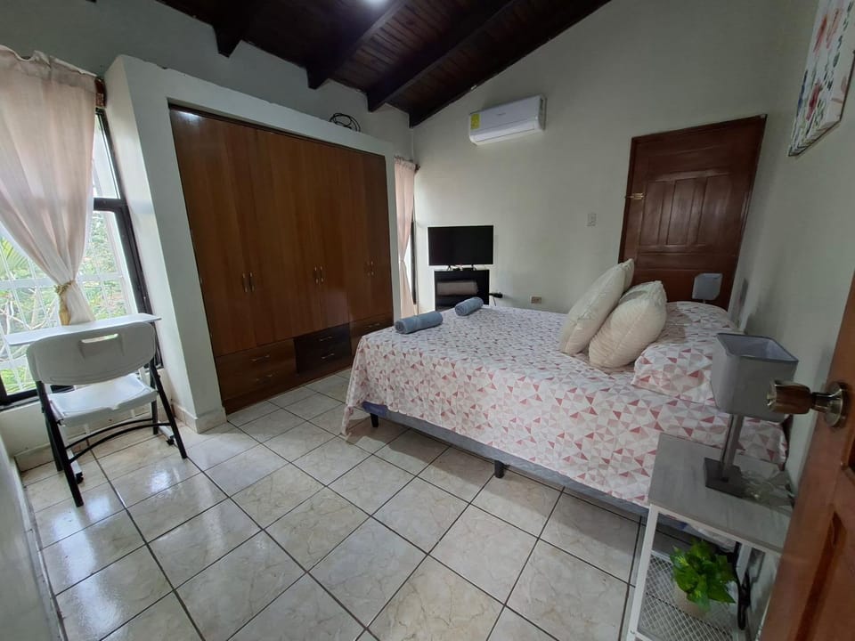 Seating area, Bedroom, wardrobe, air conditioner