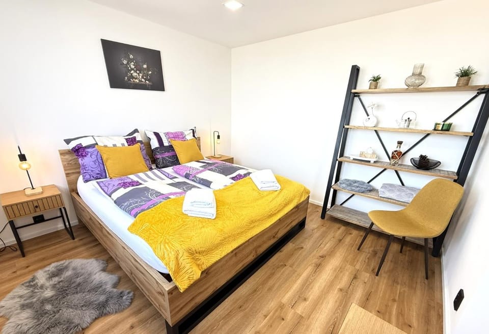 Bed, Bedroom