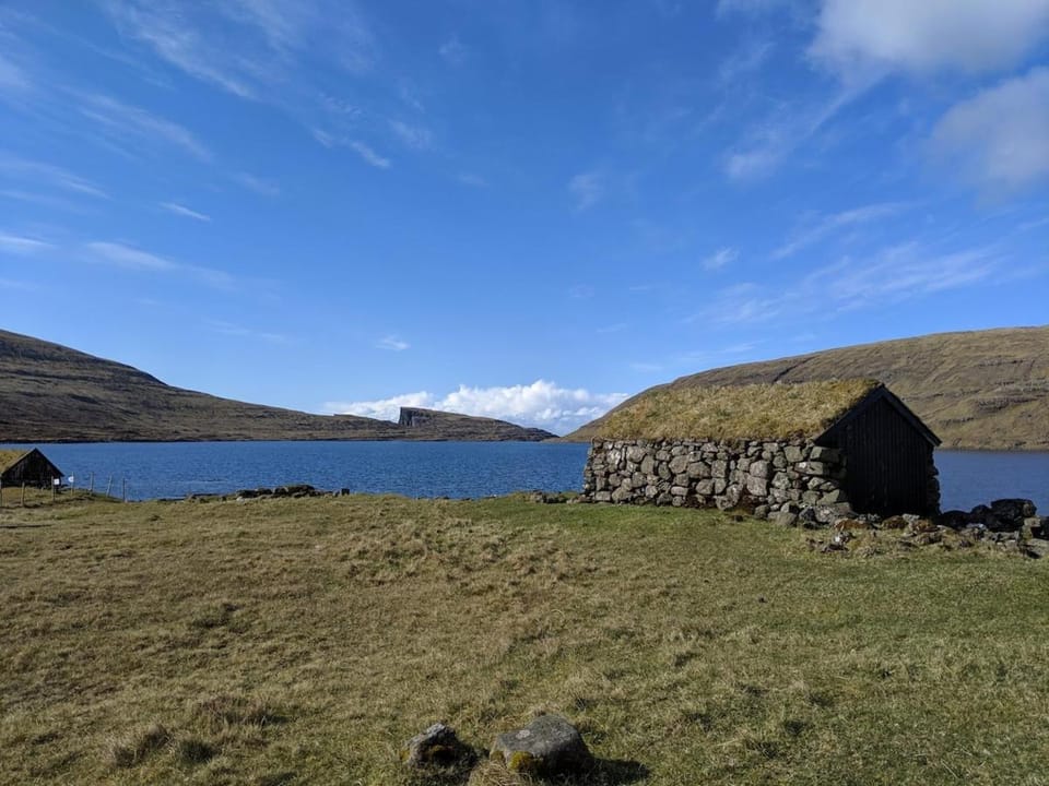 Løðupakkhúsið - LPH - Top Floor Apartment in Europe