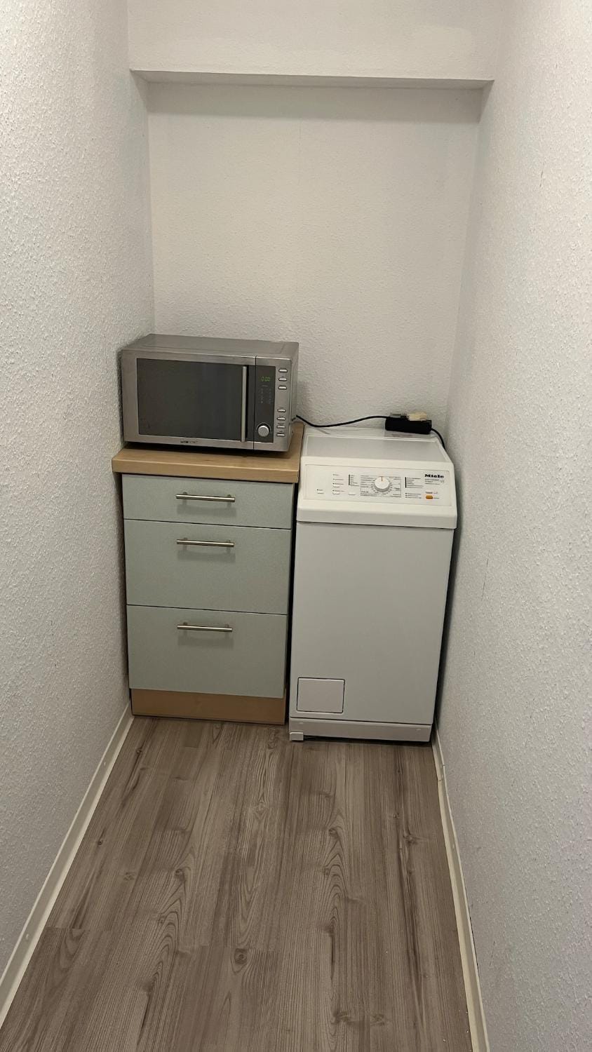 microwave, washing machine