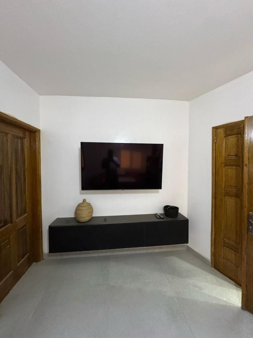 Bel Appartement Lumineux & Moderne au Cœur de Dakar Apartment in Dakar