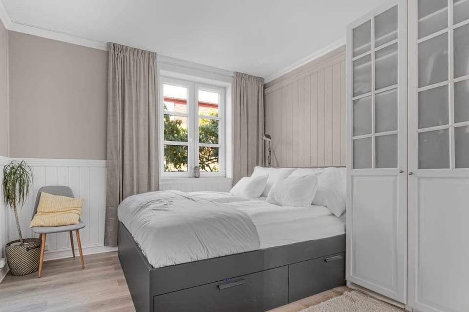 Spacious Bergen Apartment with Terrace & Parking Apartment in Bergen