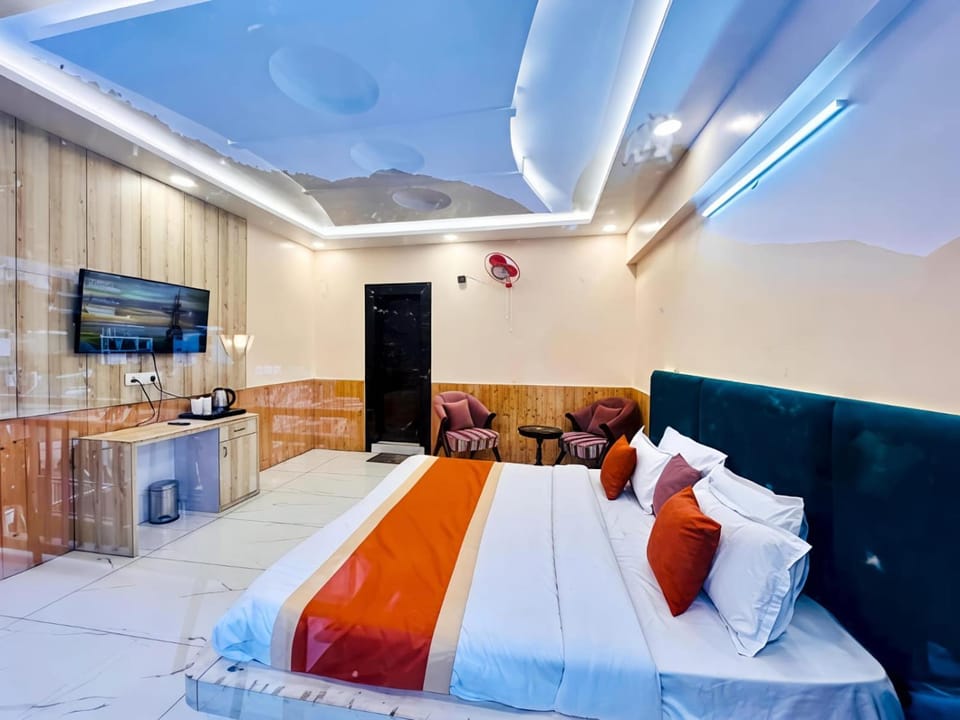 PR Woods - A Four Star Luxury Resort in Nainital Hotel in Uttarakhand