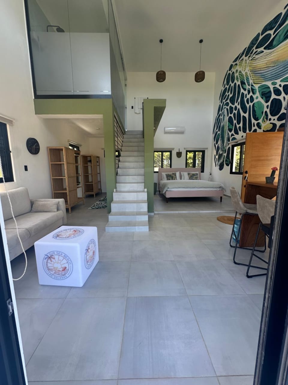 Photo of the whole room