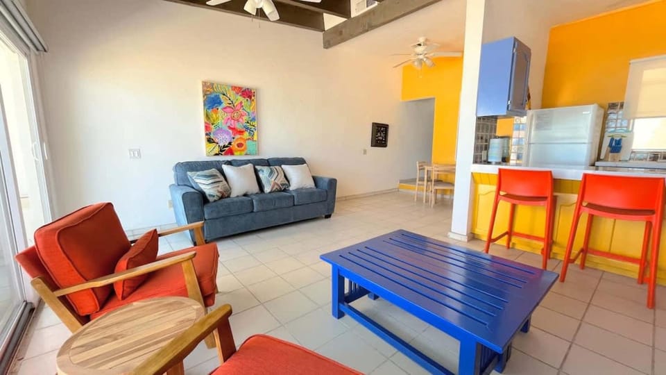 Cozy & Colorful Beachfront Condo Las Olas II 4 House in Rocky Point