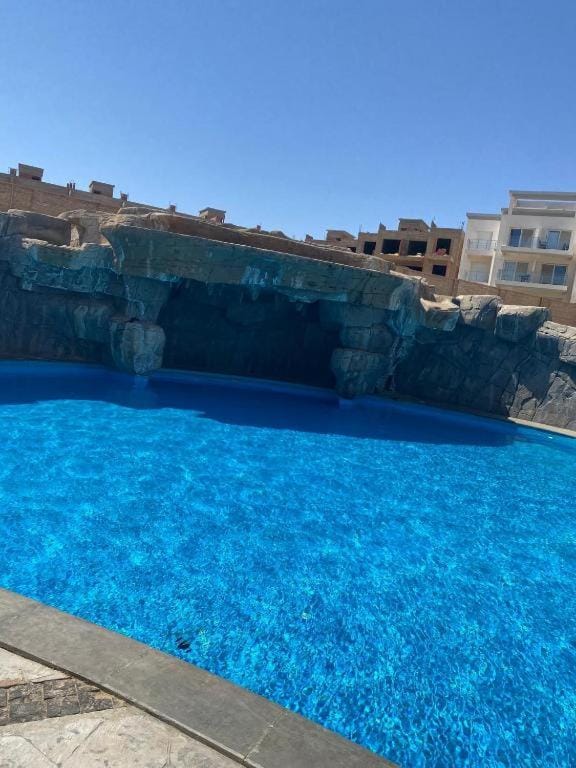 Sunny Beach Luxury Apartment - Free Beach & Pools Apartment in Sharm El-Sheikh