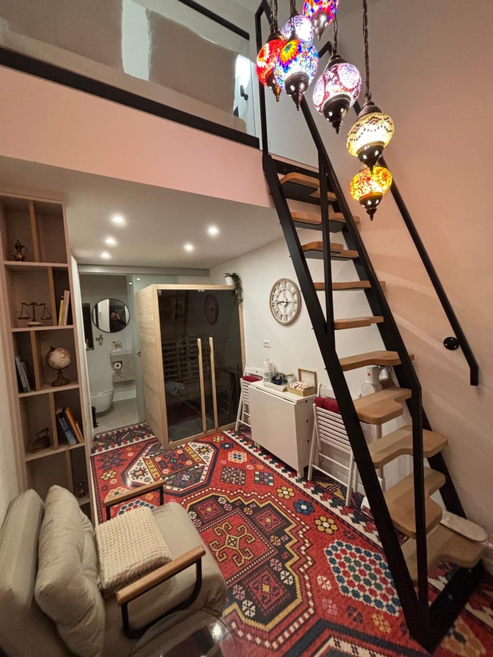 EPICENTAR Luxury Jacuzzi & Sauna Apartment in Baščaršija - Private Spa Experience Apartment in Sarajevo