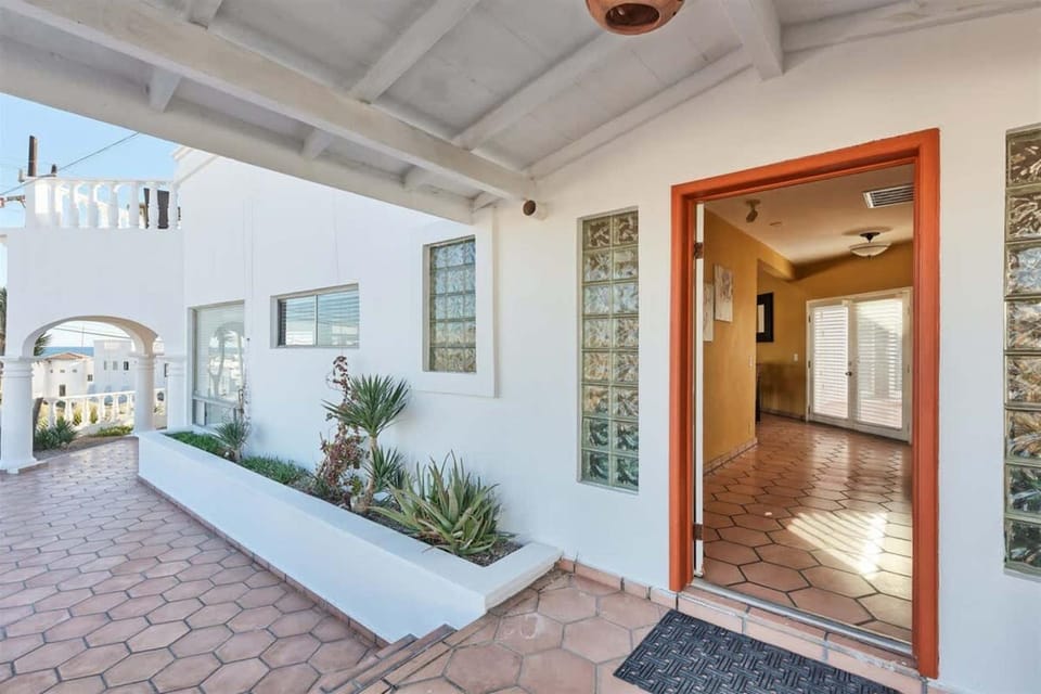 Stunning Oceanview Bungalow Barefoot Bungalow 1 House in Rocky Point