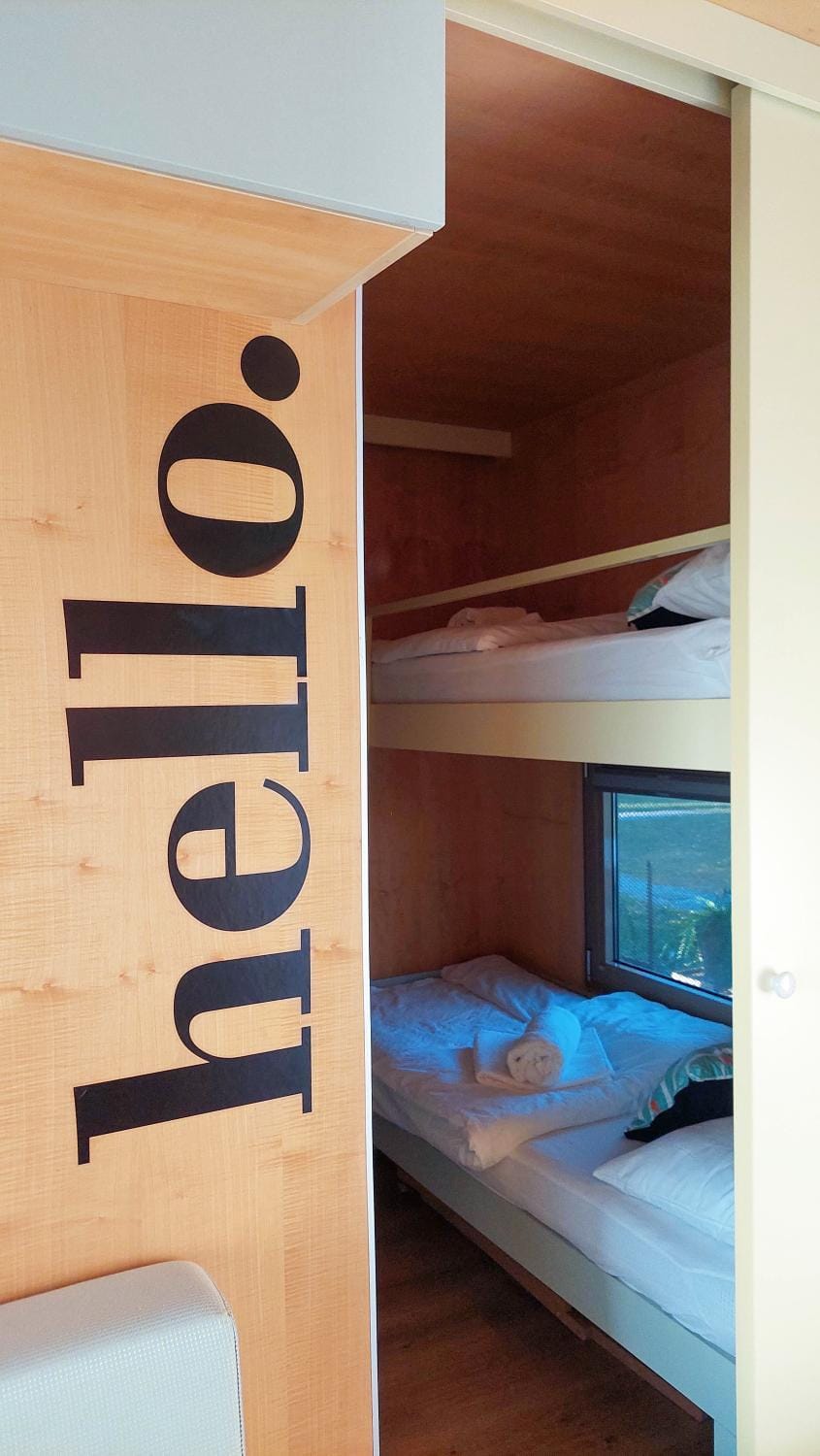 Bedroom, children