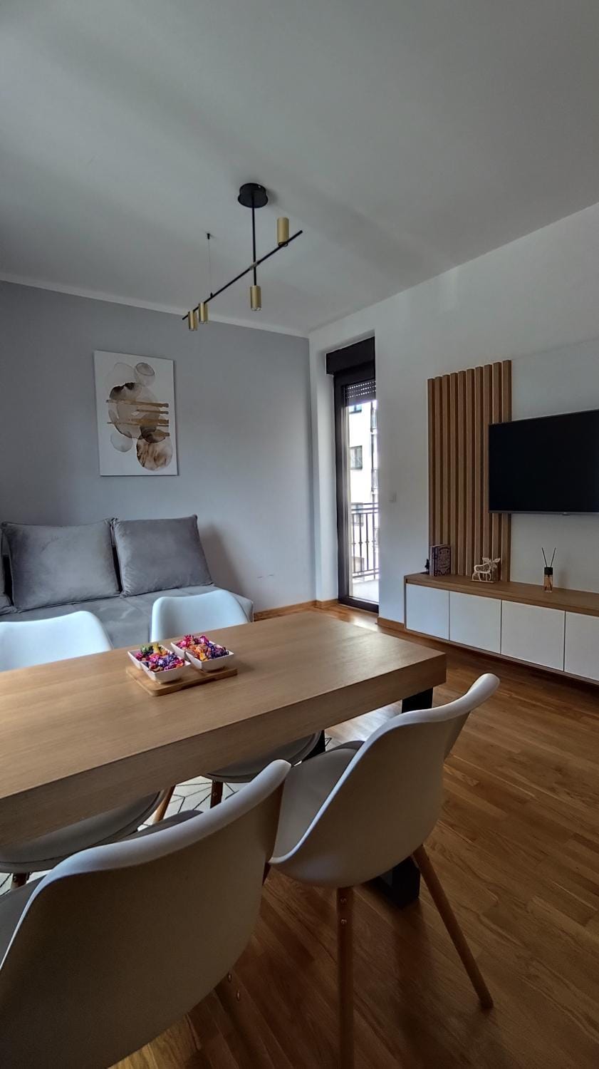 Communal lounge/ TV room, TV and multimedia, Living room, Seating area
