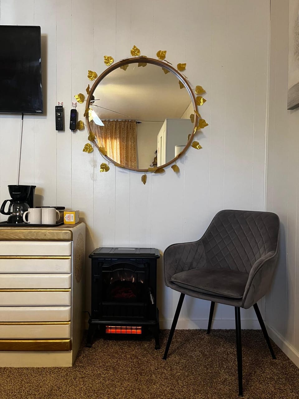 2 Bedroom Suite With Kitchenette & EV charger House in Sierra Nevada
