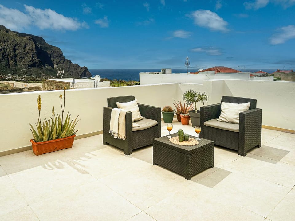 Spring, Day, View (from property/room), View (from property/room), Mountain view, Mountain view, Sea view, Sea view