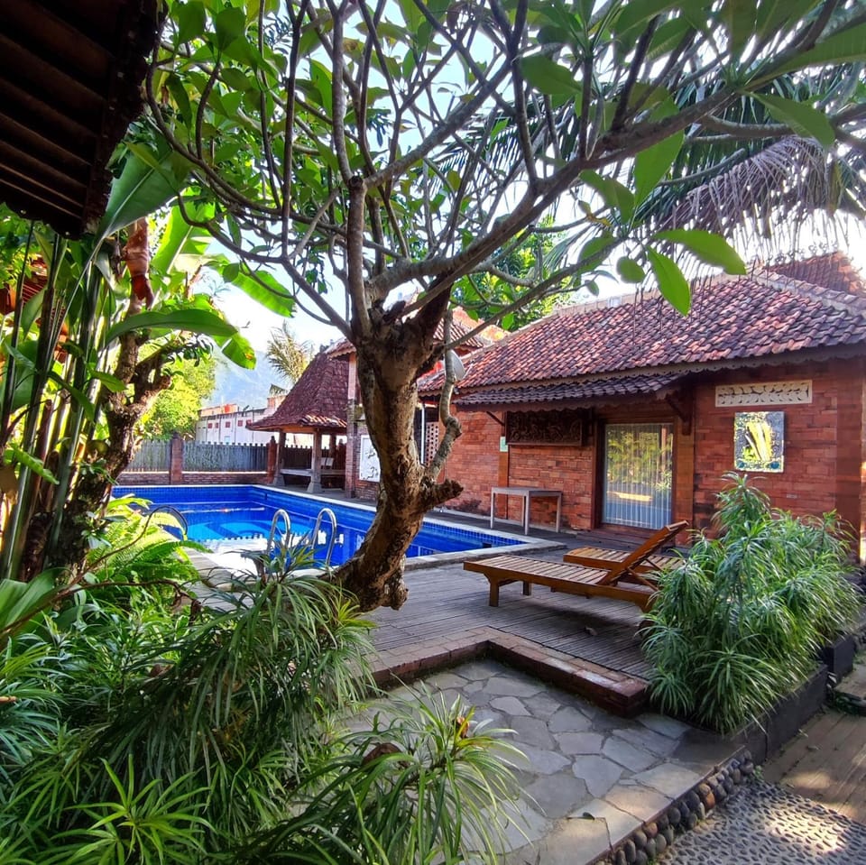 Pool view