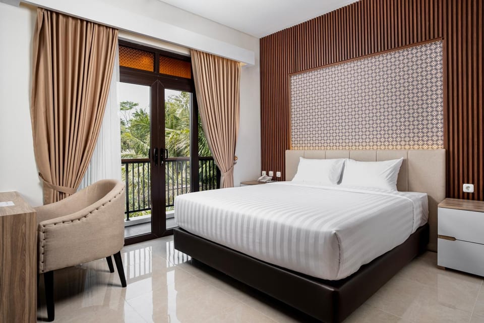 Bed, View (from property/room), Bedroom