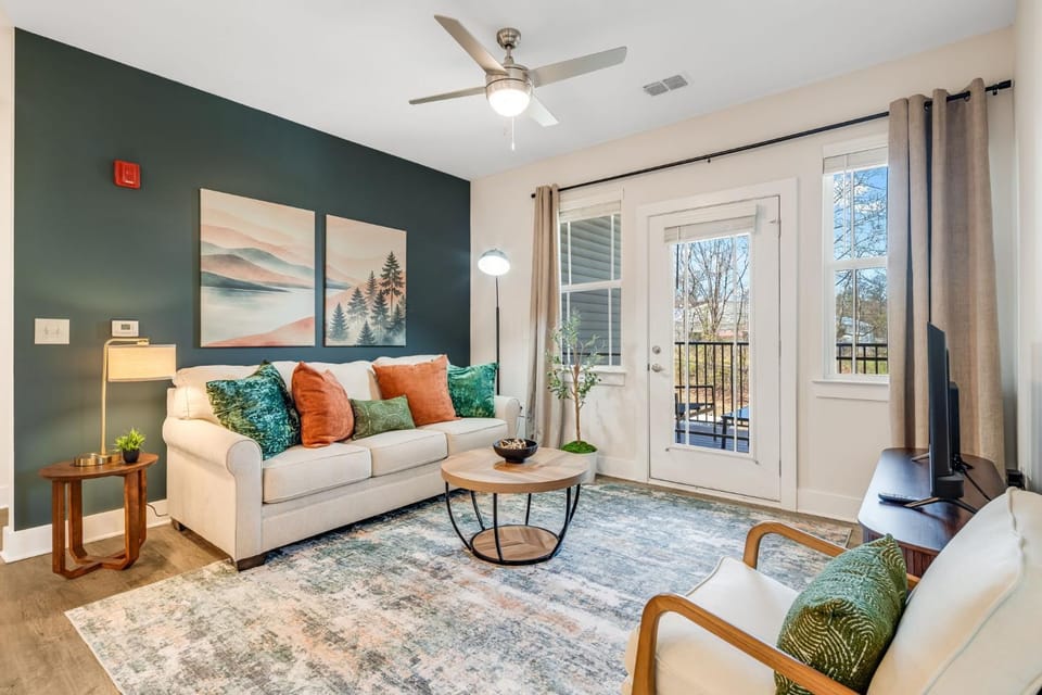 Living room, Photo of the whole room, Seating area