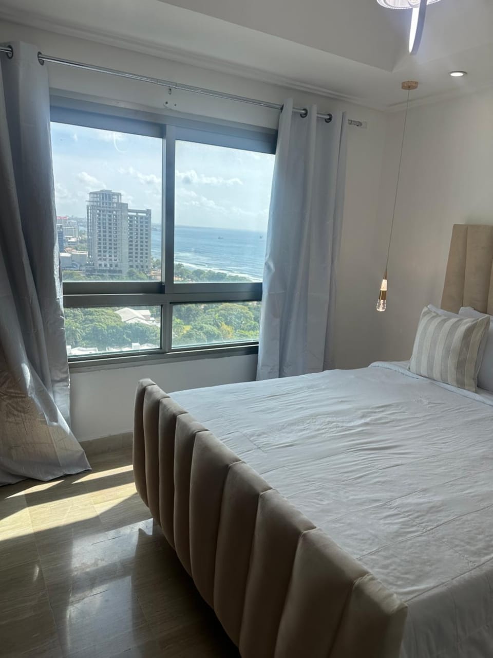 Apartamento con vista mar y la ciudad La Gloria Malecón Santo Domingo Apartment in Santo Domingo