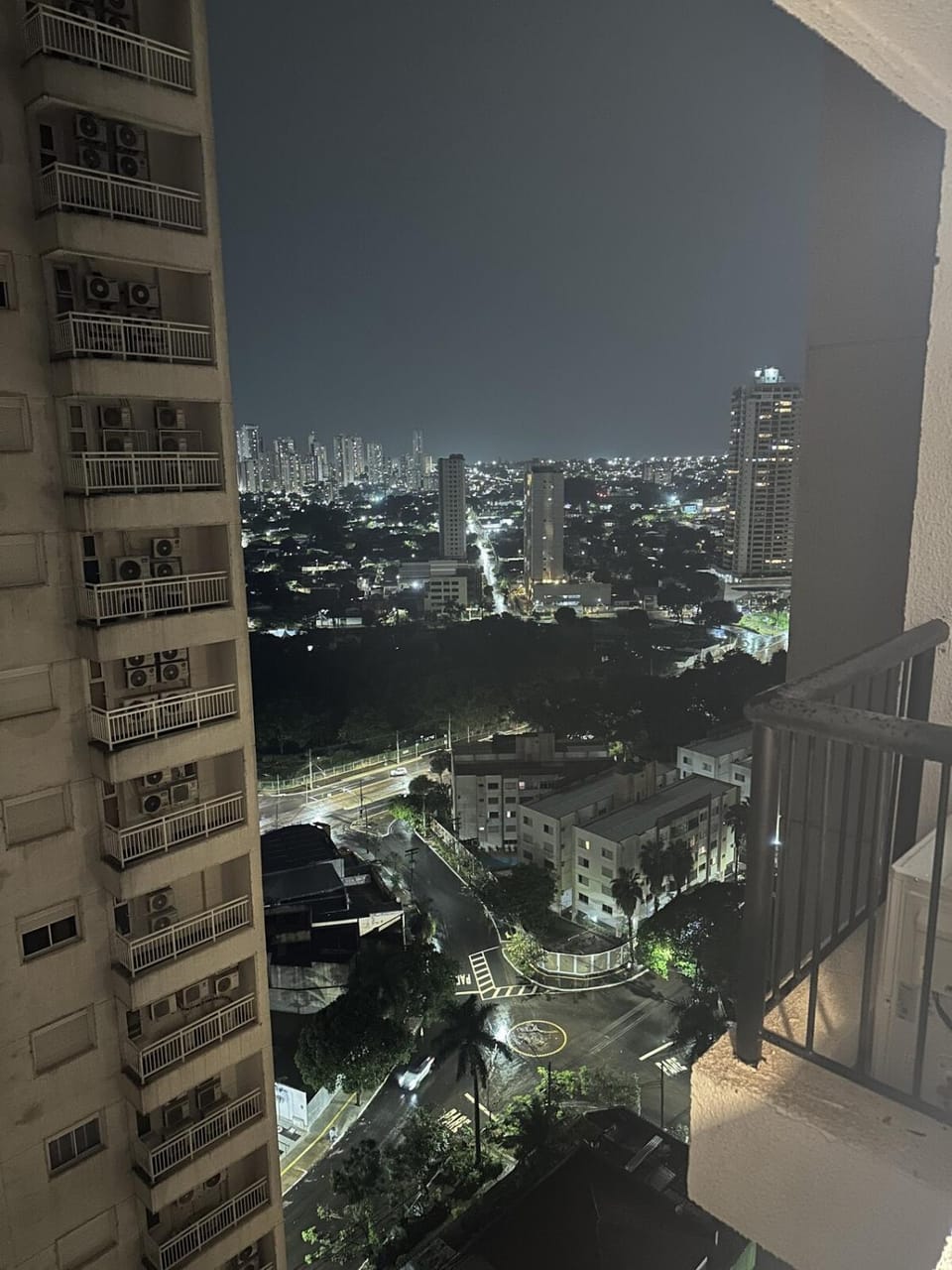 Serviced Apartment Modern Marista Apartment with Full Amenities and Garage Apartment in Goiania
