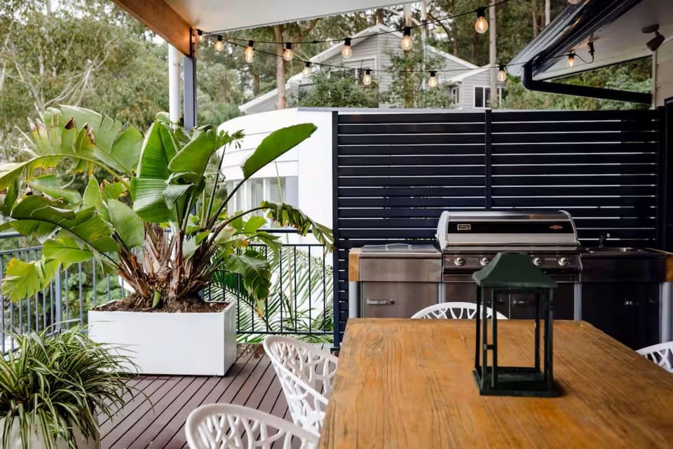 Patio, Day, Garden, View (from property/room), Balcony/Terrace, Dining area, Garden view