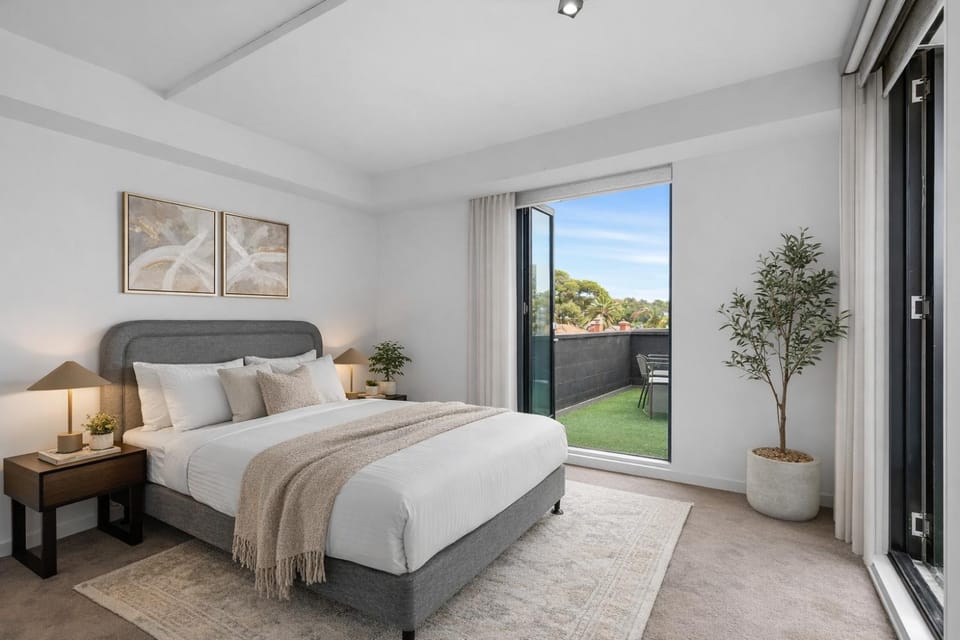 Bed, Bedroom