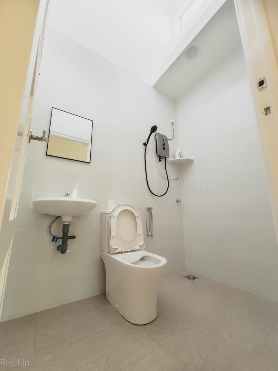 Shower, Toilet, Bathroom