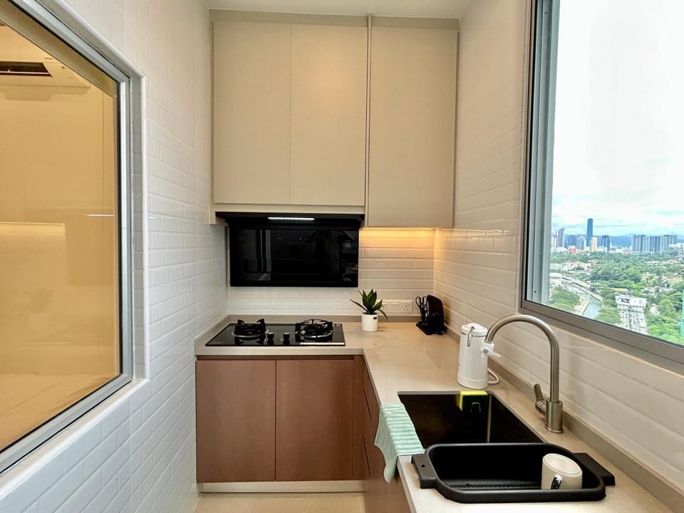 3BR KL Sentral L27 Modern Vintage Views Apartment in Federal Territory of Kuala Lumpur