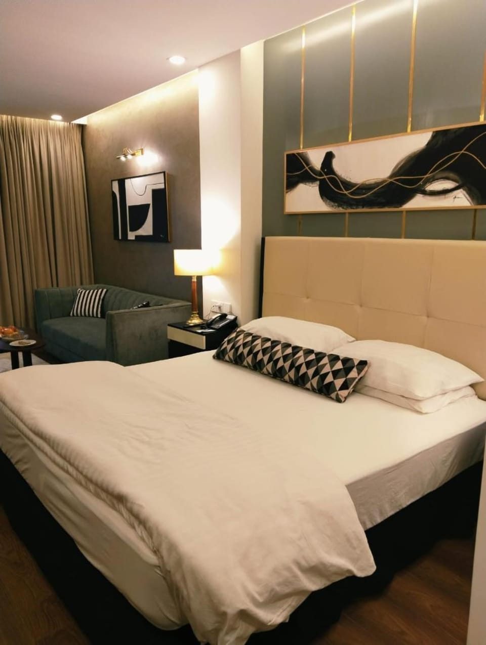 Hotel Crown Plaza Islamabad Hotel in Islamabad