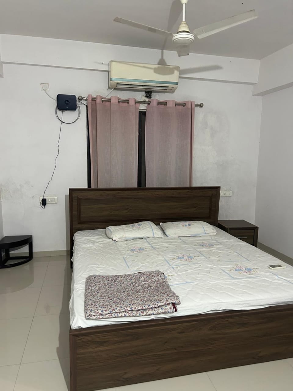 Cozy stay Apartment in Vadodara