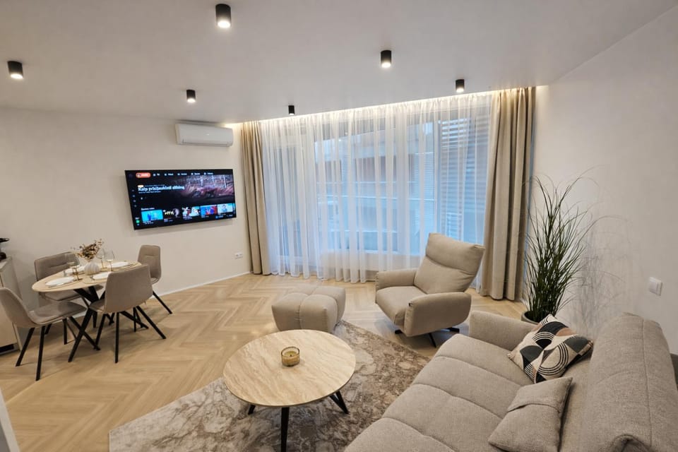 TV and multimedia, Living room