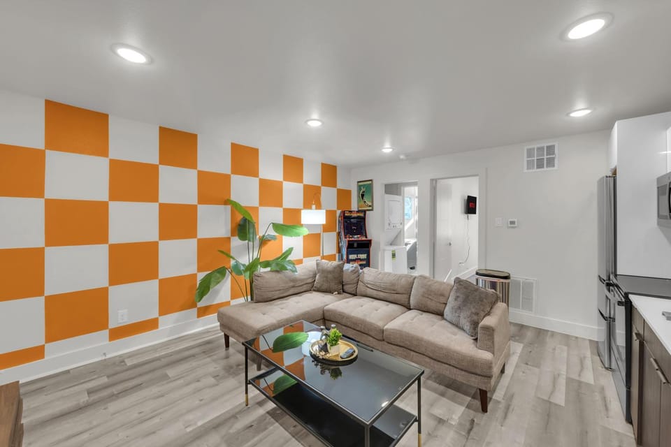 SJ Dallas E2 Apartment in Dallas